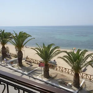 https://akrogiali-ouranoupoli.hotelschalkidiki.net